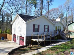 6813 Markham Dr, Trussville, AL 35173