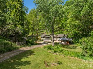 155 Old Starnes Cove Rd, Asheville, NC 28806
