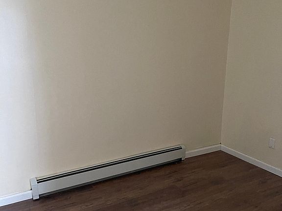 2nd image of 2332 Aqueduct Ave #1