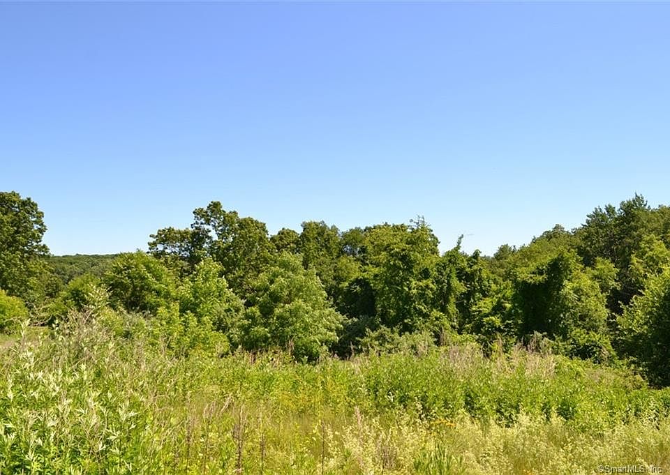 1st image of 4 Delia Ln