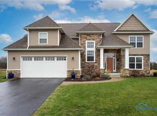 2789 Woods Edge Rd, Perrysburg, OH 43551