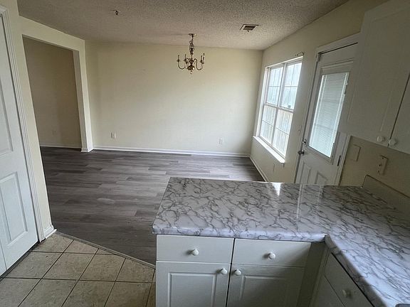 5th image of 129 Watercress Ct