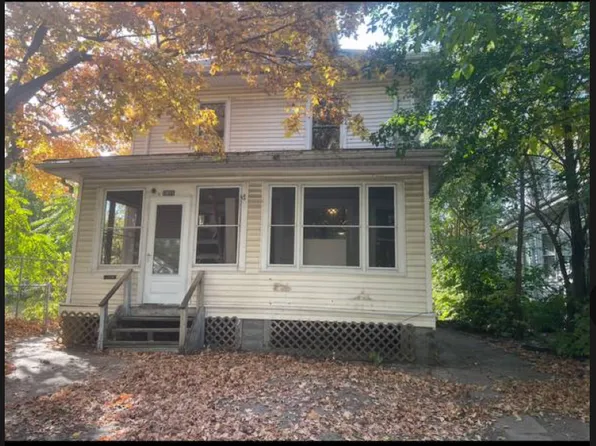 1011 Logan Ave, Waterloo, IA 50703