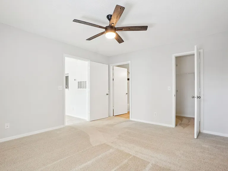 Cambridge Park Apartments — Photo 128