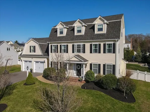 16 Red Gate Rd, Walpole, MA 02081