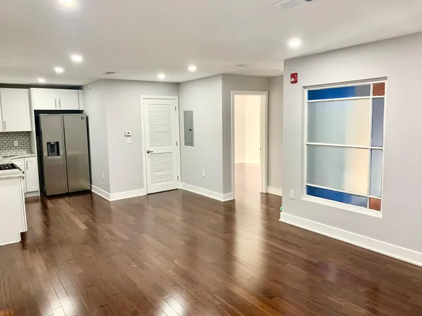 302 Richmond St, Philadelphia, PA