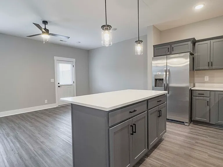 406 Jonathan Wade Cir — Photo 3