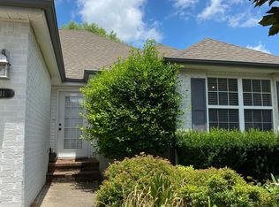 11 Valley View Cir, Bentonville, AR 72712