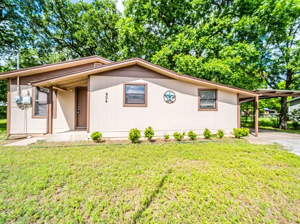 604 SW 15th Ave, Mineral Wells, TX 76067