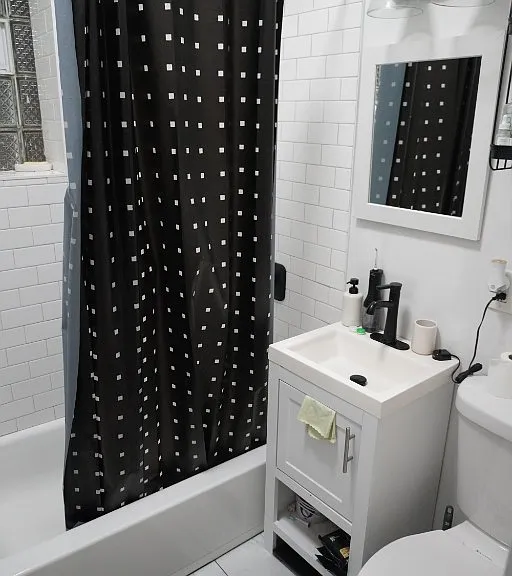 2031 W 23rd St #7 — Photo 8