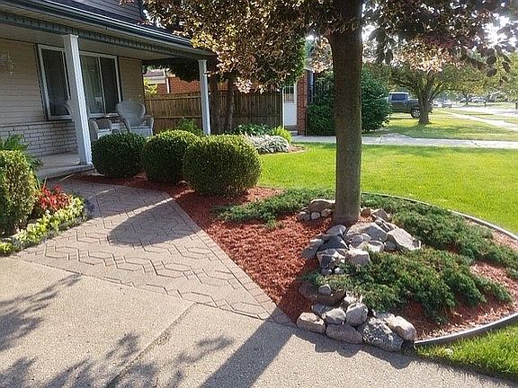 Brick Paver Front Walkway