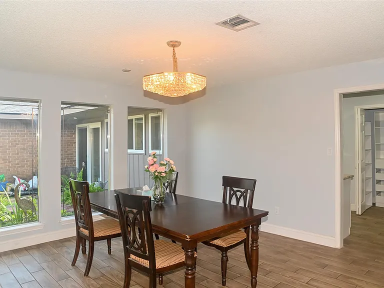 5254 N Braeswood Blvd — Photo 17