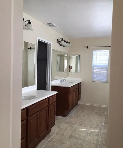 23379 Caliente Springs Ave — Photo 6