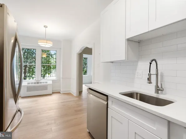 4000 Cathedral Ave NW APT 6B, Washington, DC 20016