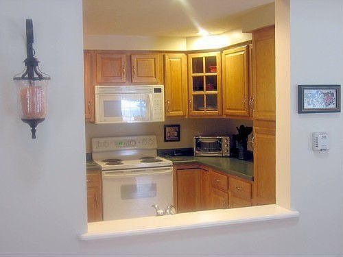 3rd image of 27 Hampton Glen Dr