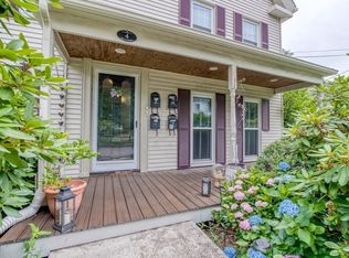 4 Spruce St Unit 4, Dedham, MA 02026