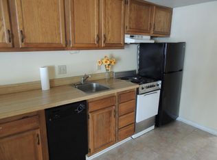 4752 Seahawk Sq APT B11, Wilmington, NC 28403