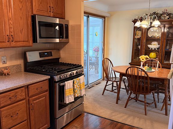 2nd image of 5351 Huron Rd