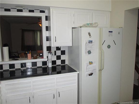 5th image of 317 Monticello Dr
