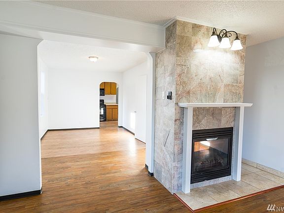 4th image of 2515 Elizabeth St