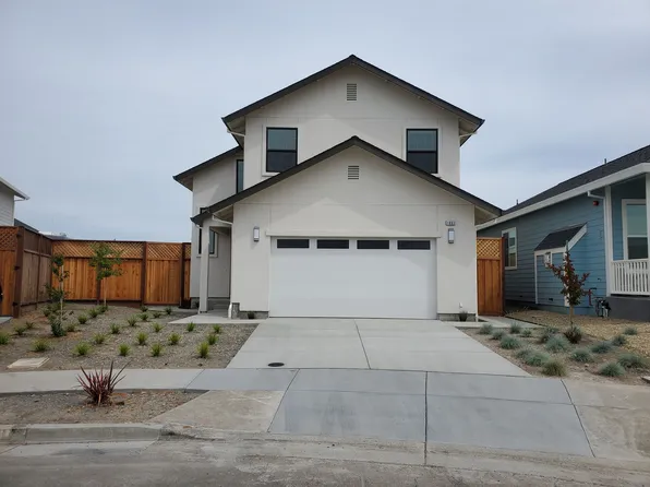 1963 Dogwood Dr, Santa Rosa, CA 95403