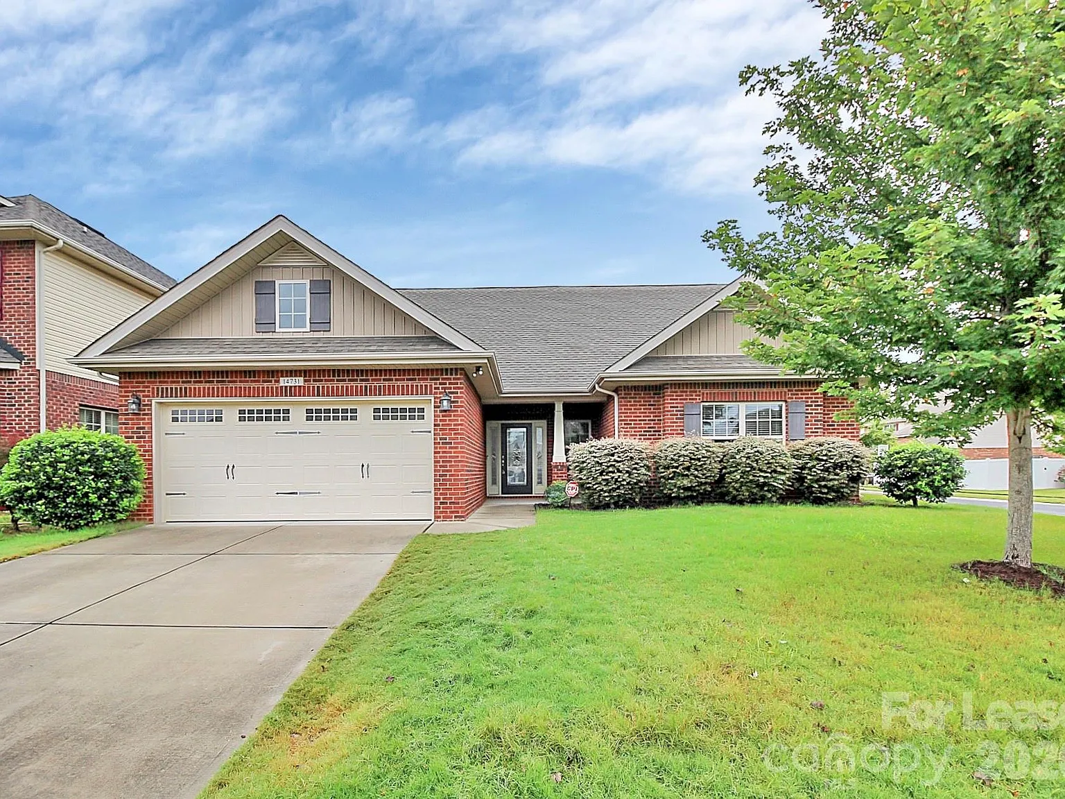 5 bed, 3.0 bath, 2300 sqft, $2,899 — Photo 1