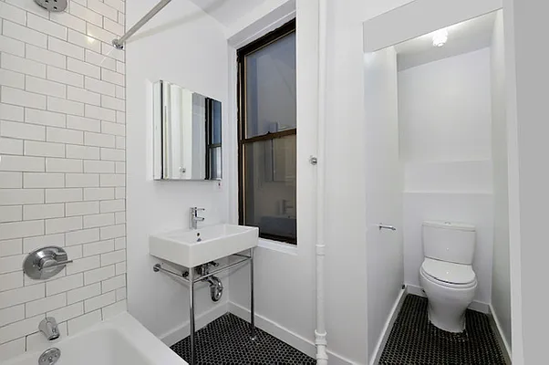 Rented by Aether Property Group | media 14