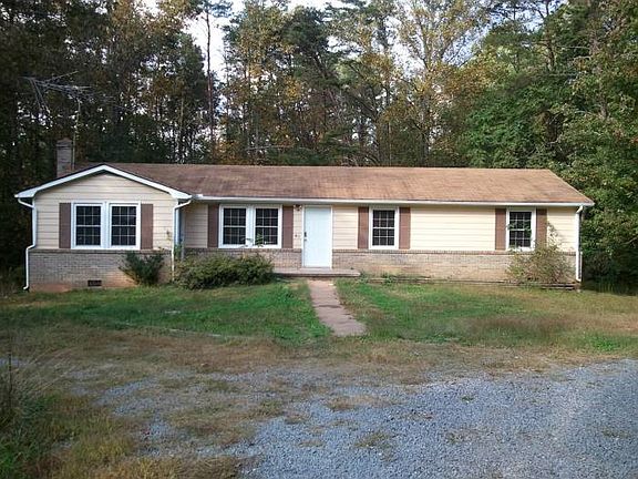 3rd image of 92 Rock Wall Dr