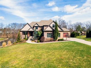 1130 Fox Den Trl, Canfield, OH 44406