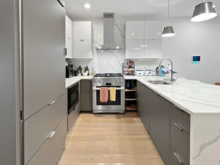 56 Robey St #56 — Photo 9