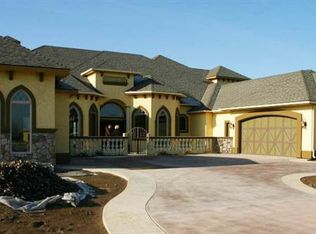 3077 Riverbend Dr, Richland, WA 99354