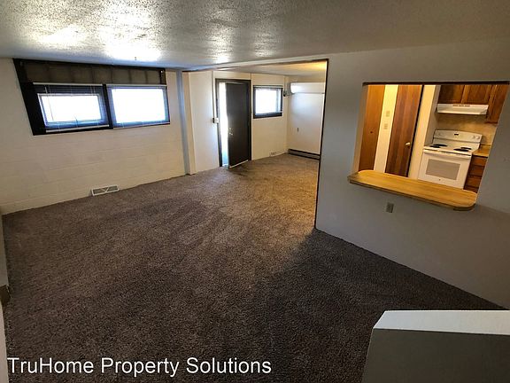 4th image of 224 Halsey St APT 9