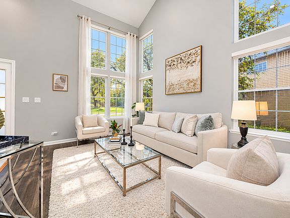 5th image of 1463 Newcastle Ln