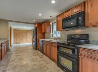 53 Coolidge Rd, Danvers, MA 01923