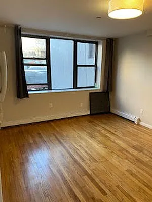 Rented by R New York | media 17