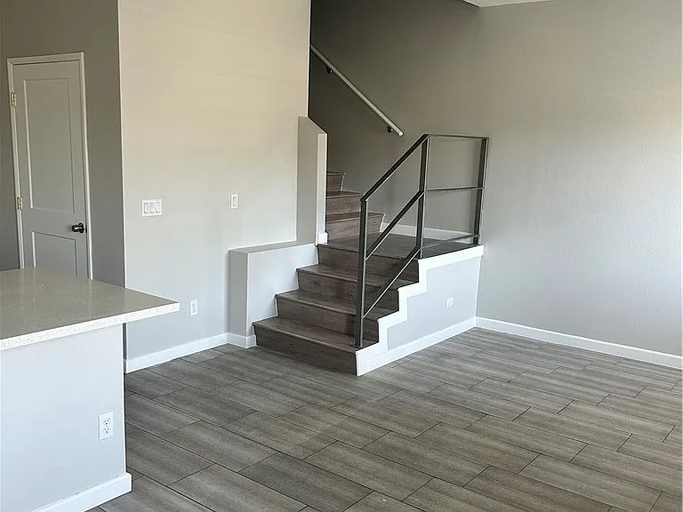 13665 Arrow Blvd #6 — Photo 44