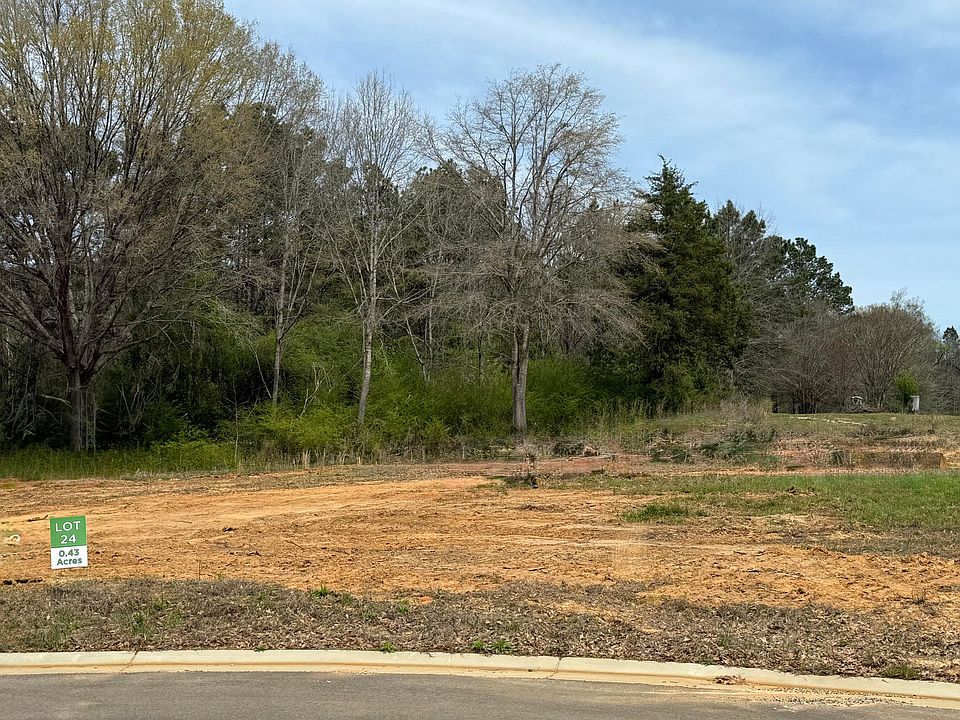 2nd image of 24 Farmhouse Ln
