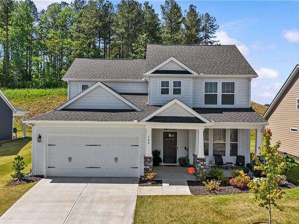 108 Grange Valley Ln, Central, SC 29630