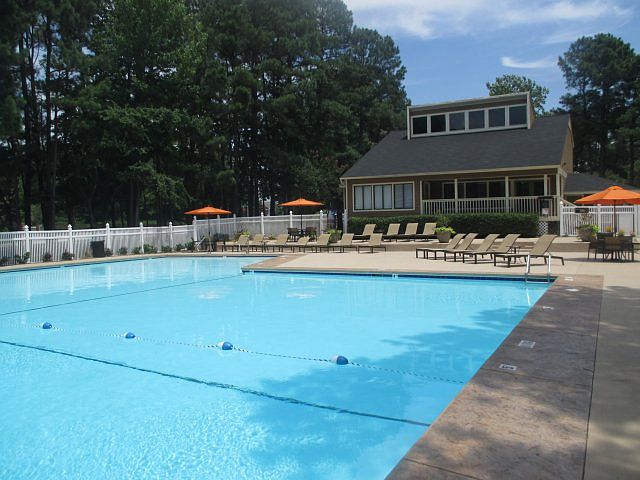 Newly Updated Pool with an 8' deep end