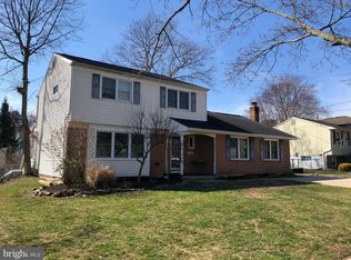 10 Homestead Rd, Stratford, NJ 08084