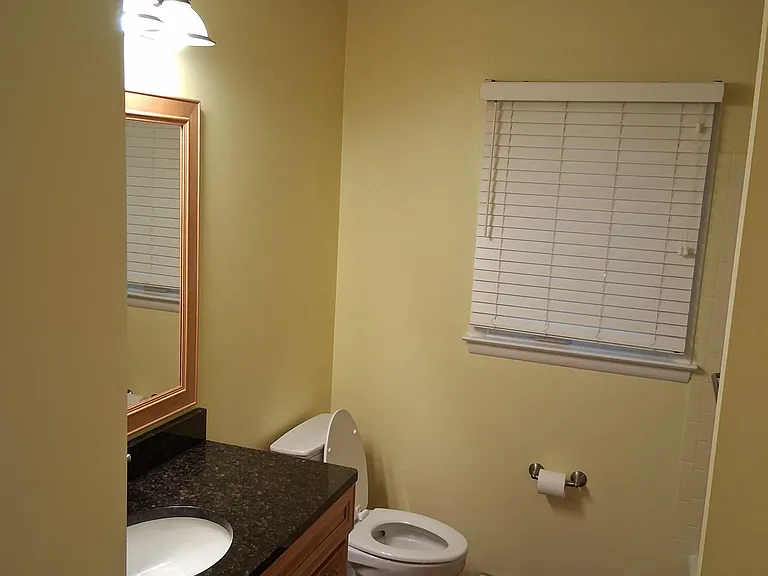 210 Elm St — Photo 14