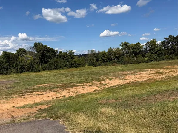 21 Crow Mountain Rd #1, Russellville, AR 72802