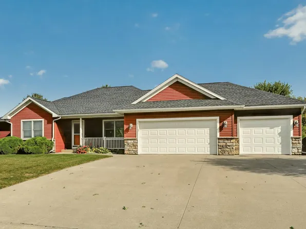 221 Devin Dr, Saint Charles, MN 55972