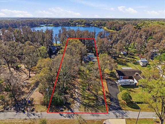 2nd image of 19513 Deer Lake Rd