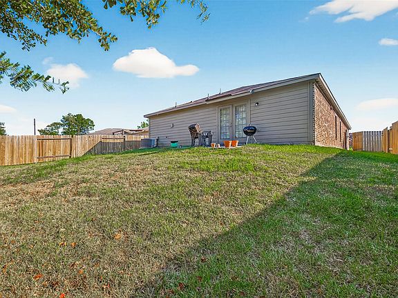 2nd image of 22514 Steel Blue Jaybird Dr