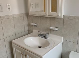 7703 74th St, Ridgewood, NY 11385