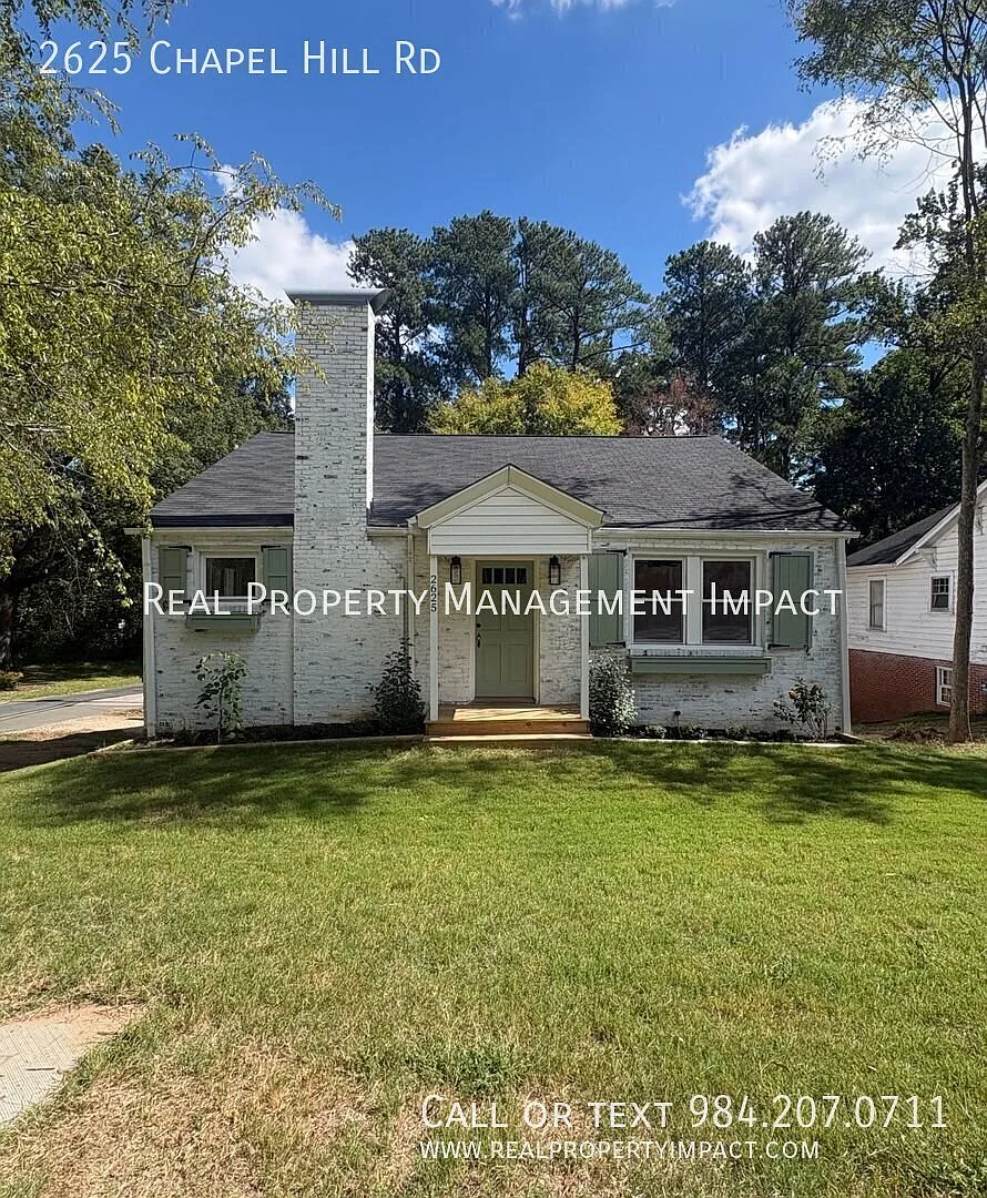 Renovated 2-bed, 2-bath Cottage-Style Home Near Duke & Downtown Durham — Photo 1