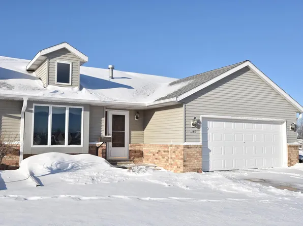 1687 Nature TRAIL #24B, Hartford, WI 53027