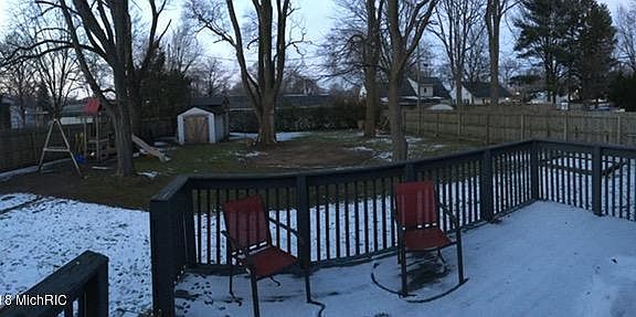 3rd image of 1634 Vine Ave