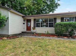 209 W McCoulskey St, Terrell, TX 75160